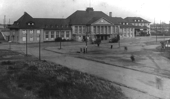 Abbildung 5: Boahnhofsvorplatz um 1920