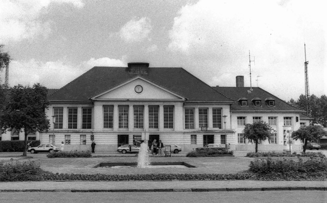 Abbildung 2: Boahnhofsvorplatz 1986